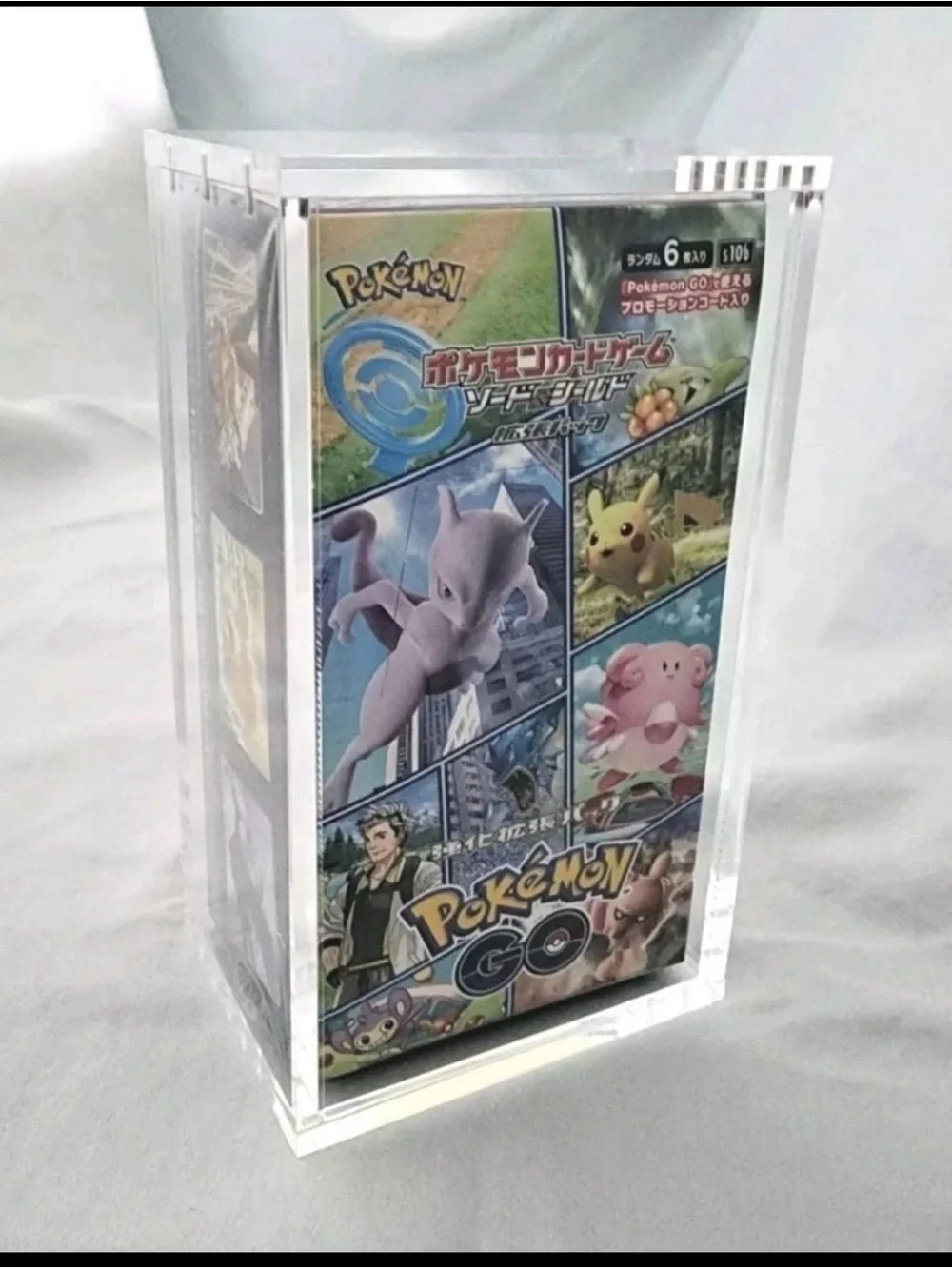 Pokémon Elite Trainer Box Set with Colorful Covers